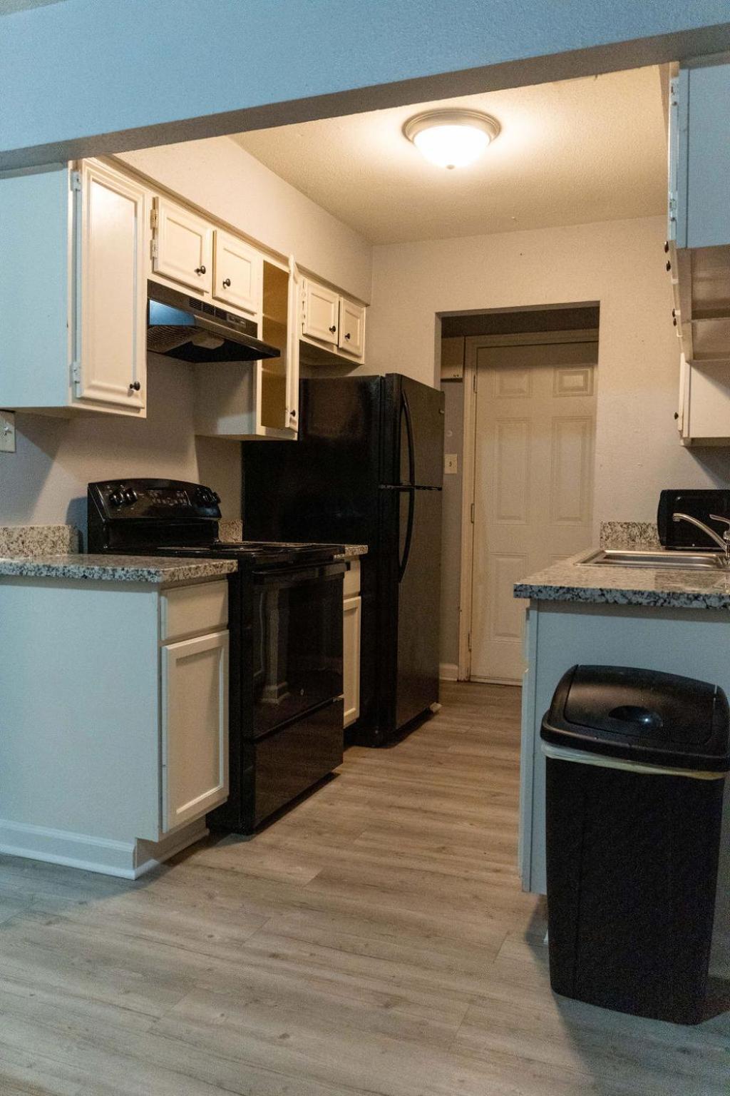Echelon Oasis On Fleming Drive Modern Comfort & Smart Living Daire